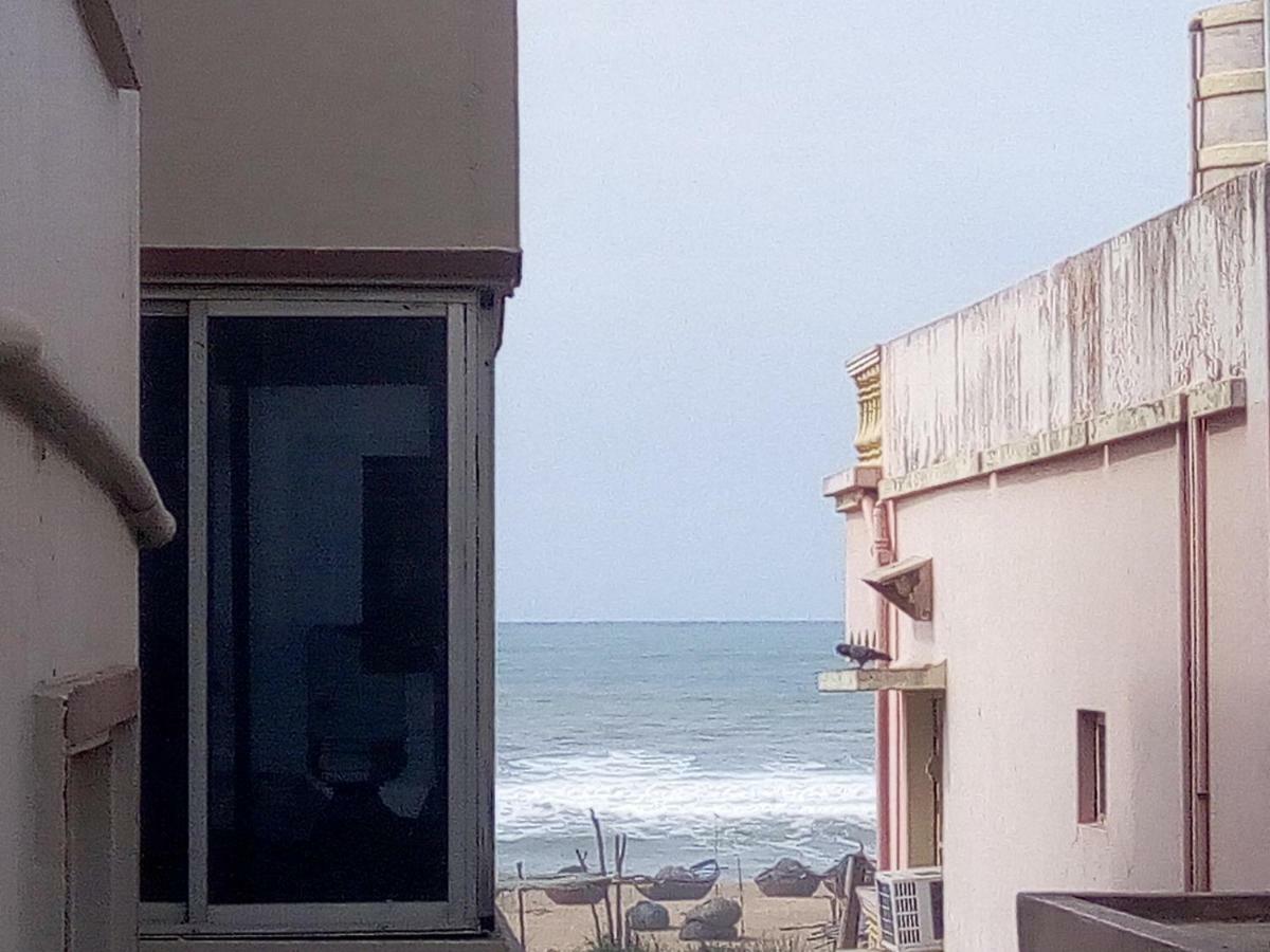 Nirman Beach Homestay Puri Zimmer foto