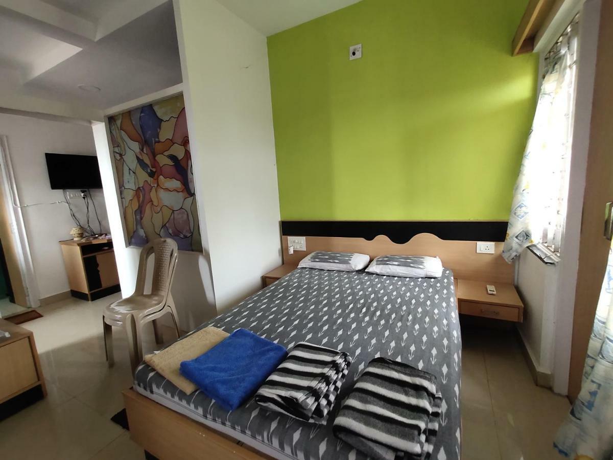 Nirman Beach Homestay Puri Exterior foto